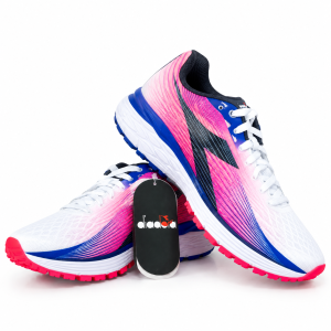 Diadora MYTHOS BLUSHIELD FLY 3